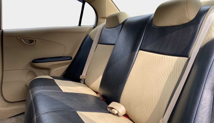 2015 Honda Amaze 1.2L I-VTEC E, Petrol, Manual, 40,533 km, Right Side Rear Door Cabin