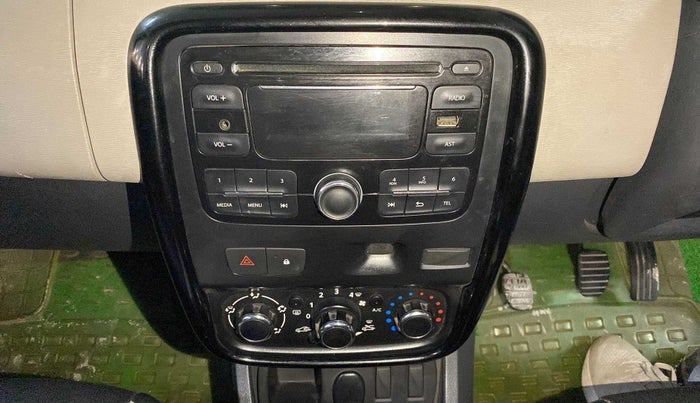 2015 Renault Duster RXL PETROL, Petrol, Manual, 47,468 km, AC Unit - Directional switch has minor damage
