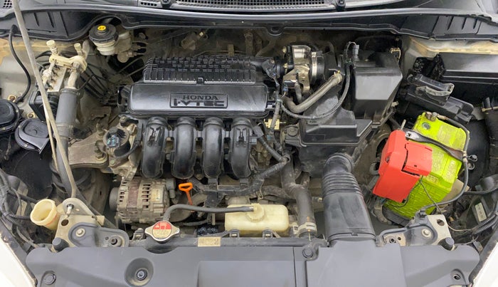 2016 Honda City 1.5L I-VTEC V MT, Petrol, Manual, 1,09,216 km, Open Bonet