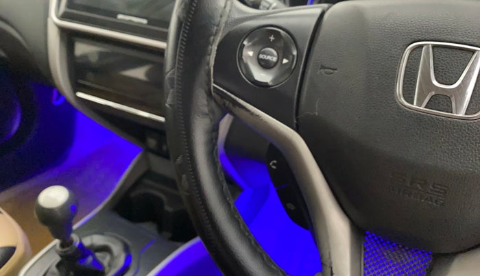 2016 Honda City 1.5L I-VTEC V MT, Petrol, Manual, 1,09,216 km, Steering wheel - Phone control not functional