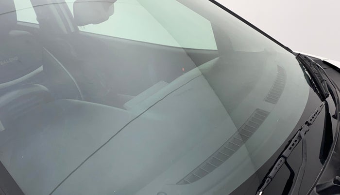 2017 Maruti Baleno ZETA CVT PETROL 1.2, Petrol, Automatic, 39,635 km, Front windshield - Minor spot on windshield
