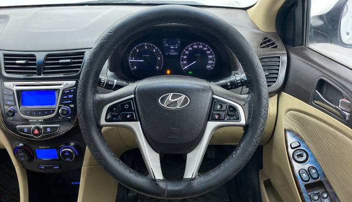 2011 Hyundai Verna FLUIDIC 1.6 SX CRDI, Diesel, Manual, 77,302 km, Steering Wheel Close Up