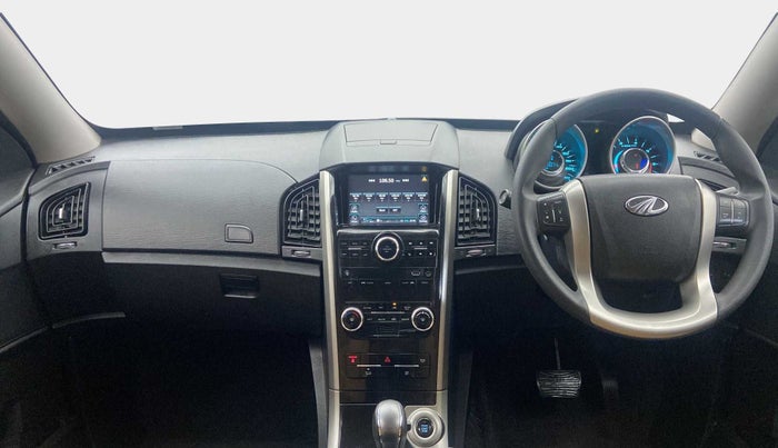 2019 Mahindra XUV500 W7 AT, Diesel, Automatic, 15,070 km, Dashboard