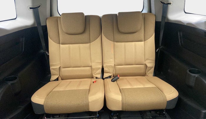 2019 Mahindra XUV500 W7 AT, Diesel, Automatic, 15,070 km, Third Seat Row ( optional )