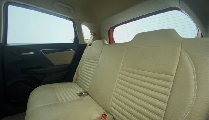2015 Honda Jazz 1.2 V MT, Petrol, Manual, 47,077 km, Right Side Rear Door Cabin