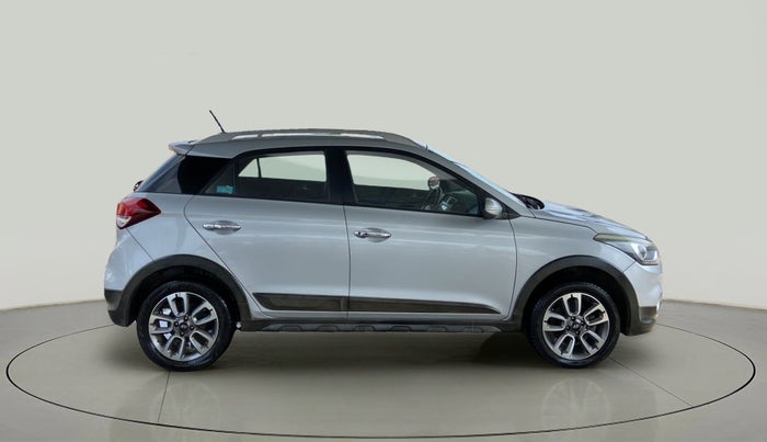 2016 Hyundai i20 Active 1.2 SX, Petrol, Manual, 1,24,102 km, Right Side View