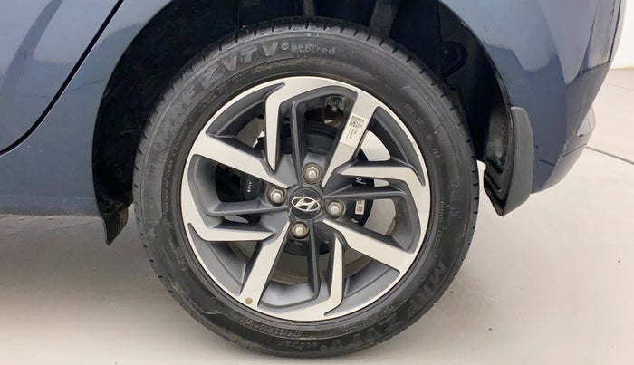2022 Hyundai GRAND I10 NIOS SPORTZ 1.0 TURBO GDI, Petrol, Manual, 8,396 km, Left Rear Wheel