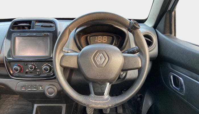 2018 Renault Kwid RXT 1.0 (O), Petrol, Manual, 46,387 km, Steering Wheel Close Up