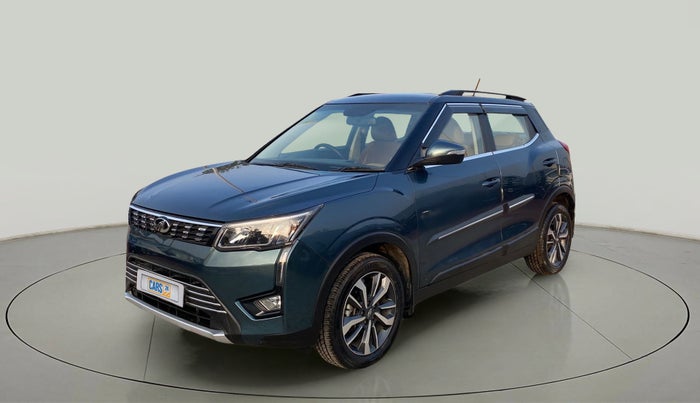 2020 Mahindra XUV300 W8 (O) 1.5 DIESEL AMT, Diesel, Automatic, 13,248 km, Left Front Diagonal