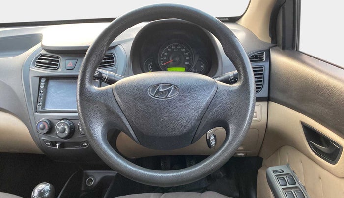 2018 Hyundai Eon D-LITE+, Petrol, Manual, 33,376 km, Steering Wheel Close Up