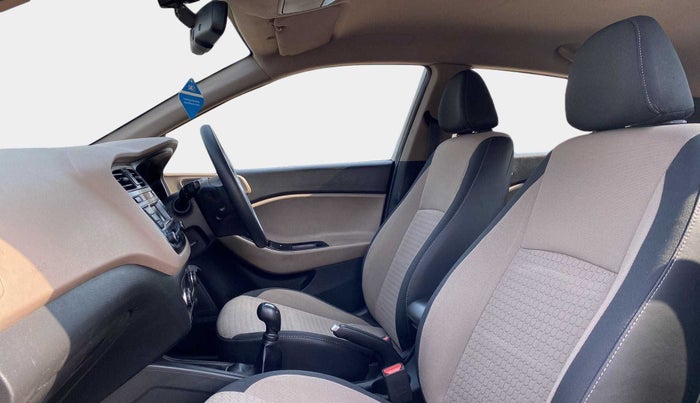 2016 Hyundai Elite i20 SPORTZ 1.2, Petrol, Manual, 89,556 km, Right Side Front Door Cabin