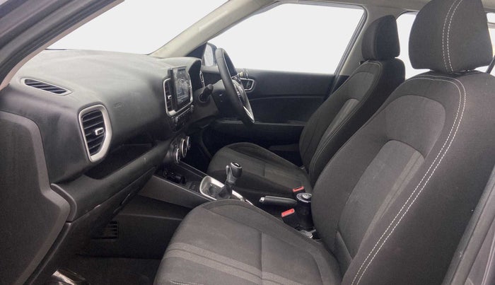 2019 Hyundai VENUE SX PLUS 1.0 TURBO DCT, Petrol, Automatic, 29,044 km, Right Side Front Door Cabin
