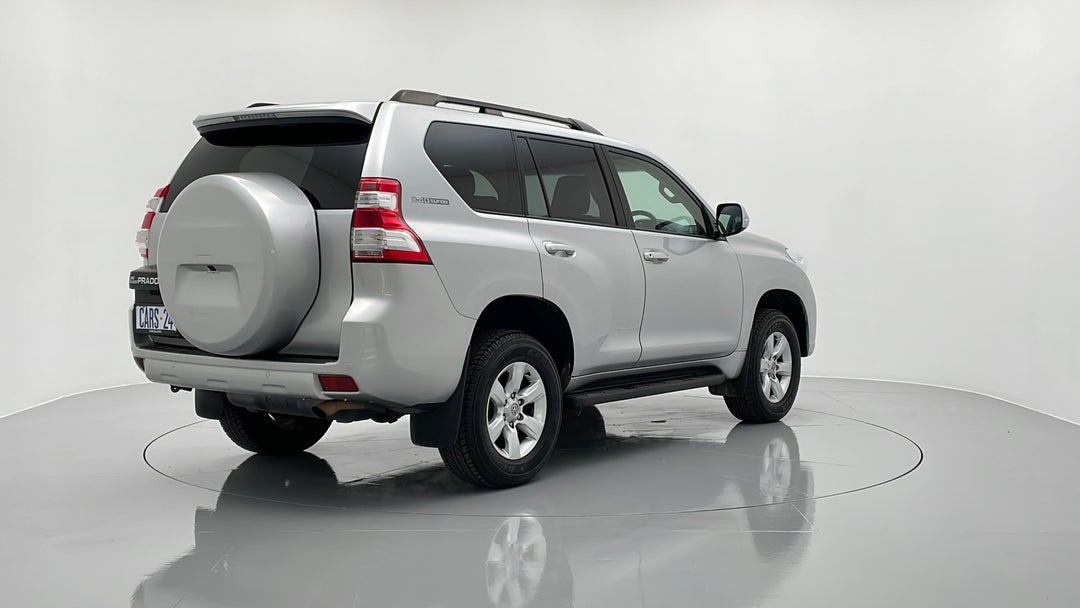 Right Back Diagonal (45- Degree) View