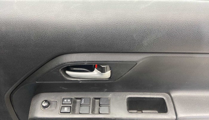 2019 Maruti New Wagon-R VXI 1.2, Petrol, Manual, 18,712 km, Driver Side Door Panels Control