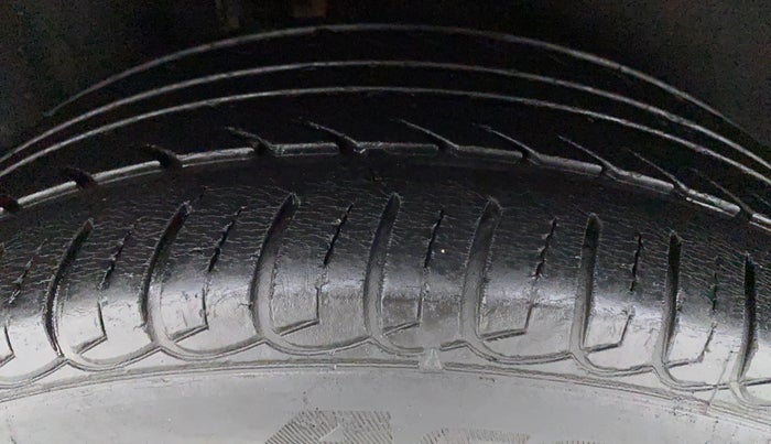 2015 Ford Ecosport 1.5 TITANIUMTDCI OPT, Diesel, Manual, 52,204 km, Right Rear Tyre Tread