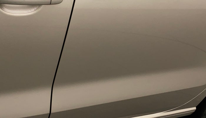 2016 Volkswagen Vento HIGHLINE 1.6 MPI, Petrol, Manual, 1,24,031 km, Rear left door - Minor scratches