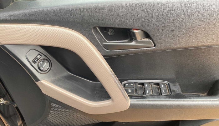2017 Hyundai Creta E PLUS 1.4 DIESEL, Diesel, Manual, 98,595 km, Driver Side Door Panels Control