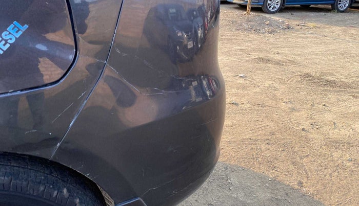 2015 Maruti Ertiga ZDI, Diesel, Manual, 95,465 km, Rear bumper - Minor scratches