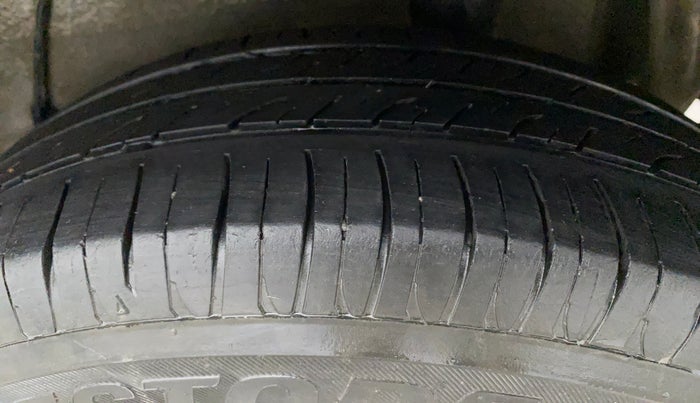 2017 Maruti Celerio ZXI AMT (O), Petrol, Automatic, 85,695 km, Left Rear Tyre Tread