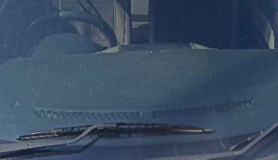2016 Maruti Wagon R 1.0 VXI, Petrol, Manual, 55,033 km, Front windshield - Minor spot on windshield