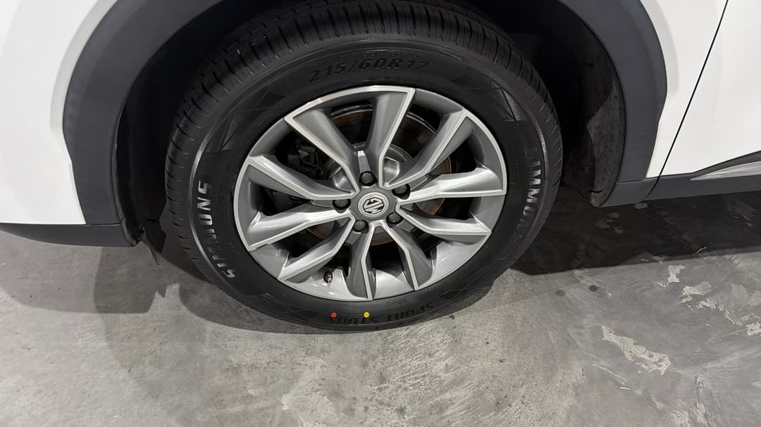 2021 MG HS Core, Automatic, 106114 km, Left Front Wheel