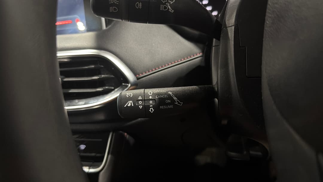2021 MG HS Core, Automatic, 106114 km, Cruise Control