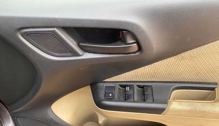 2017 Honda City 1.5L I-VTEC S MT, Petrol, Manual, 51,699 km, Driver Side Door Panels Control