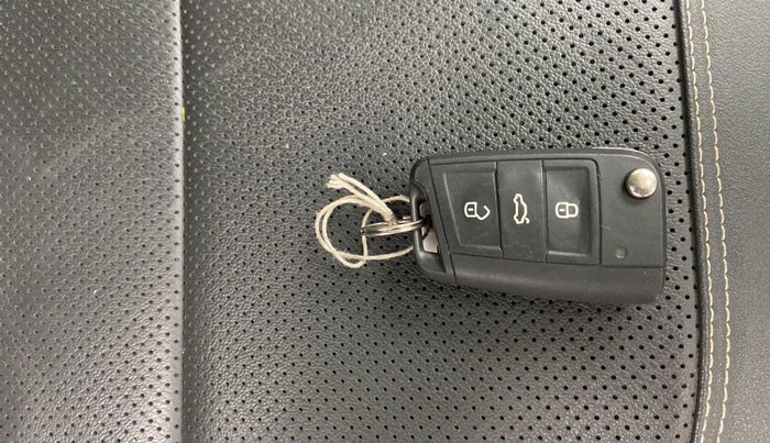 2022 Volkswagen VIRTUS GT PLUS TSI 1.5 EVO DSG, Petrol, Automatic, 19,507 km, Key Close Up