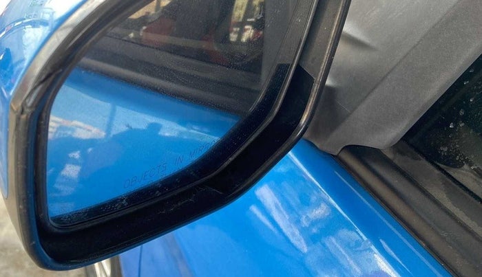 2014 Honda Brio S MT, Petrol, Manual, 95,769 km, Left rear-view mirror - Cover has minor damage