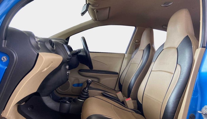 2014 Honda Brio S MT, Petrol, Manual, 95,769 km, Right Side Front Door Cabin