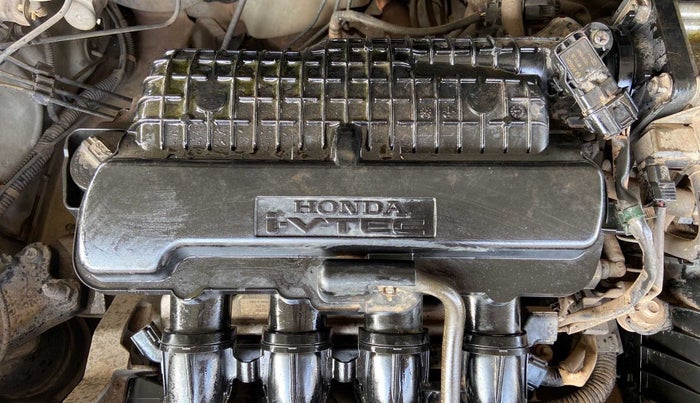 2013 Honda Brio V MT, Petrol, Manual, 1,12,668 km, Open Bonet