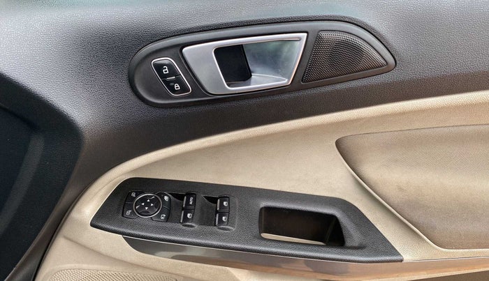 2021 Ford Ecosport TITANIUM + SE 1.5L DIESEL, Diesel, Manual, 24,344 km, Driver Side Door Panels Control