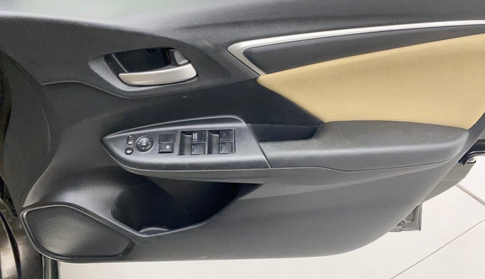 2017 Honda Jazz 1.2L I-VTEC V AT, Petrol, Automatic, 46,659 km, Driver Side Door Panels Control