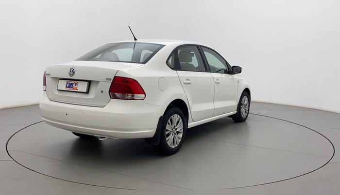2015 Volkswagen Vento HIGHLINE 1.5 AT, Diesel, Automatic, 1,05,330 km, Right Back Diagonal