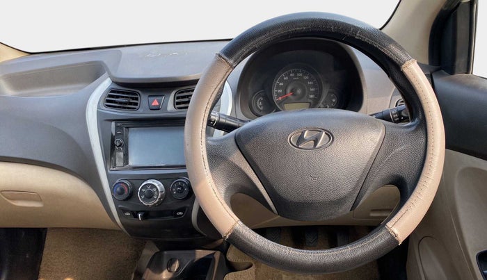 2017 Hyundai Eon ERA + SE, Petrol, Manual, 75,935 km, Steering Wheel Close Up