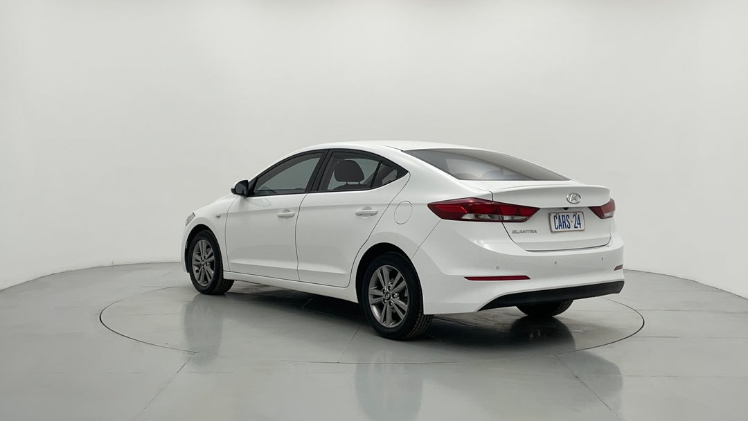 Left Back Diagonal (45- Degree) View