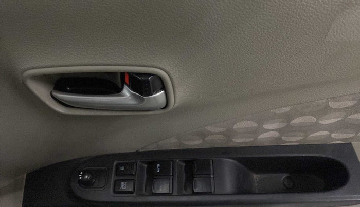 2016 Maruti Celerio ZXI AMT, Petrol, Automatic, 43,324 km, Driver Side Door Panels Control