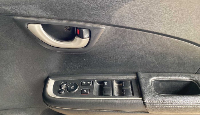 2017 Honda BR-V 1.5L I- DTEC VX, Diesel, Manual, 59,856 km, Driver Side Door Panels Control