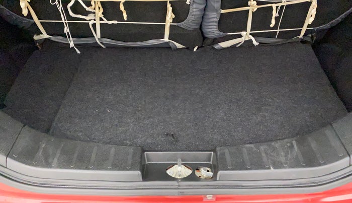 2014 Maruti Wagon R Stingray VXI, Petrol, Manual, 41,131 km, Boot Inside