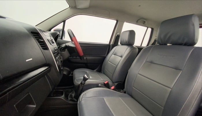 2014 Maruti Wagon R Stingray VXI, Petrol, Manual, 41,131 km, Right Side Front Door Cabin