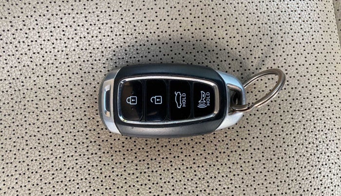 2020 Hyundai Verna SX (O) 1.5 CRDI AT, Diesel, Automatic, 58,717 km, Key Close Up