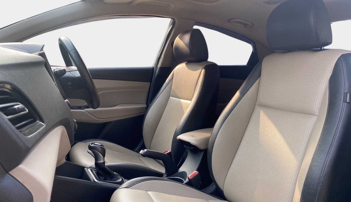 2020 Hyundai Verna SX (O) 1.5 CRDI AT, Diesel, Automatic, 58,717 km, Right Side Front Door Cabin