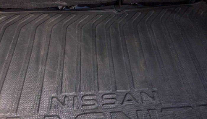 2022 Nissan MAGNITE XV TURBO CVT DUAL TONE, Petrol, Automatic, 5,275 km, Boot Inside