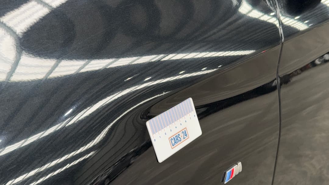 2020 BMW X3 xDrive30i M Sport, Automatic, 76448 km, Quarter Panel Front LHS Guard Chip