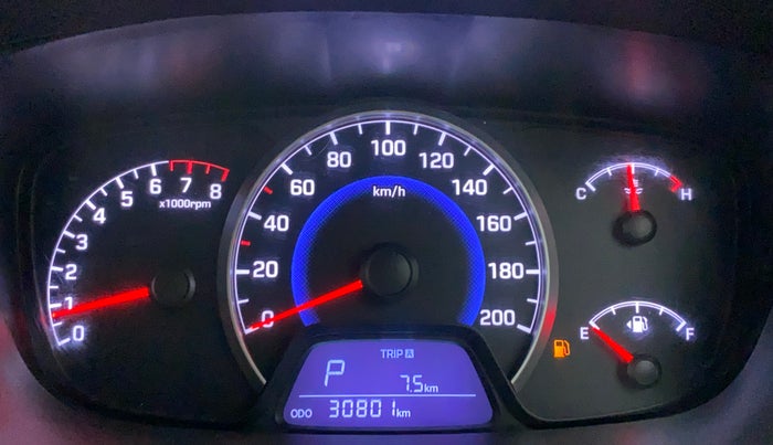 2015 Hyundai Grand i10 ASTA AT 1.2 KAPPA VTVT, Petrol, Automatic, 30,800 km, Odometer Image