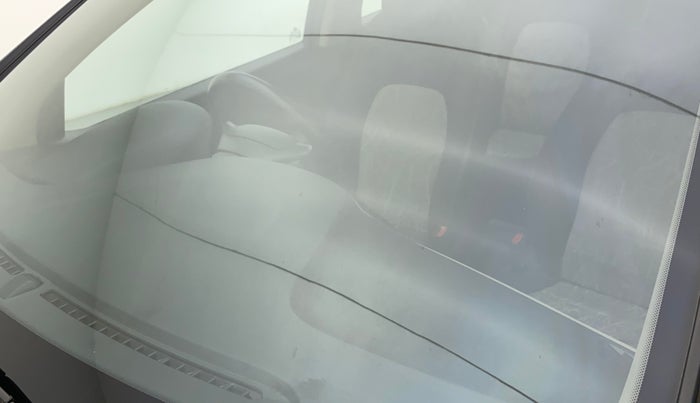 2015 Hyundai Grand i10 ASTA AT 1.2 KAPPA VTVT, Petrol, Automatic, 30,800 km, Front windshield - Minor spot on windshield
