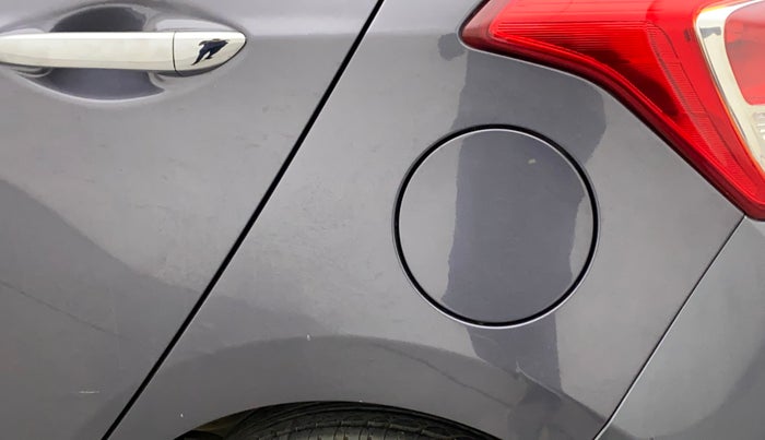 2015 Hyundai Grand i10 ASTA AT 1.2 KAPPA VTVT, Petrol, Automatic, 30,800 km, Left quarter panel - Minor scratches