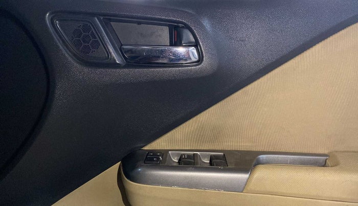 2016 Honda City 1.5L I-VTEC V MT, Petrol, Manual, 48,894 km, Driver Side Door Panels Control