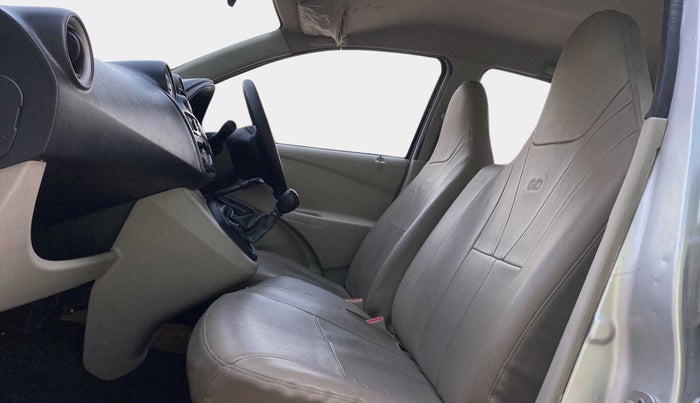 2017 Datsun Go T, Petrol, Manual, 89,973 km, Right Side Front Door Cabin