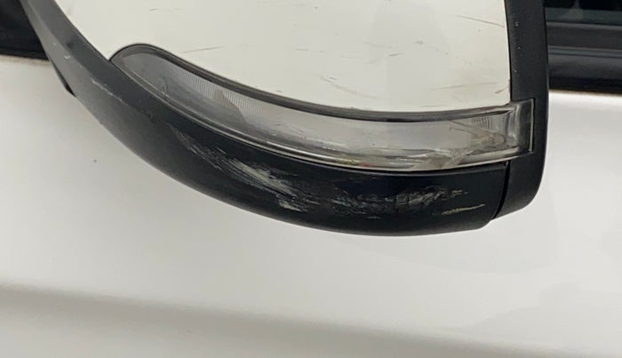 2013 Hyundai i20 ASTA 1.2, Petrol, Manual, 97,669 km, Left rear-view mirror - Indicator light has minor damage